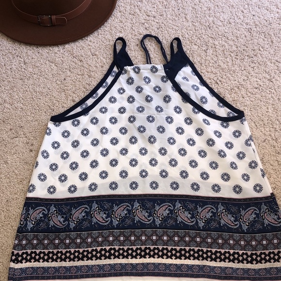 Papaya Blue and Pink top size medium - Picture 4 of 4